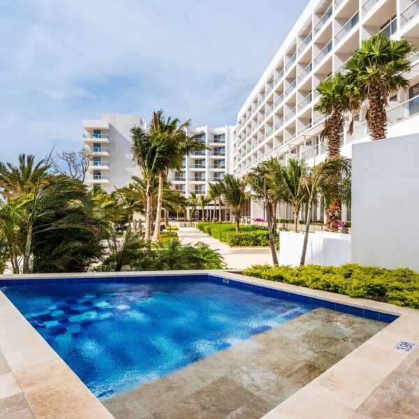 421611315_365886506193738_5401047957561306961_n